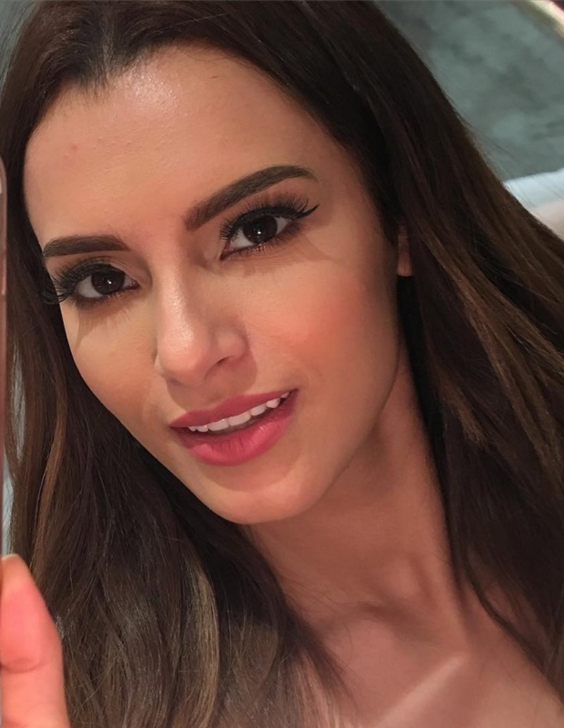 صورة كارمن سليمان بالقفطان المغربي لأول مرة ما رأيكم بها؟